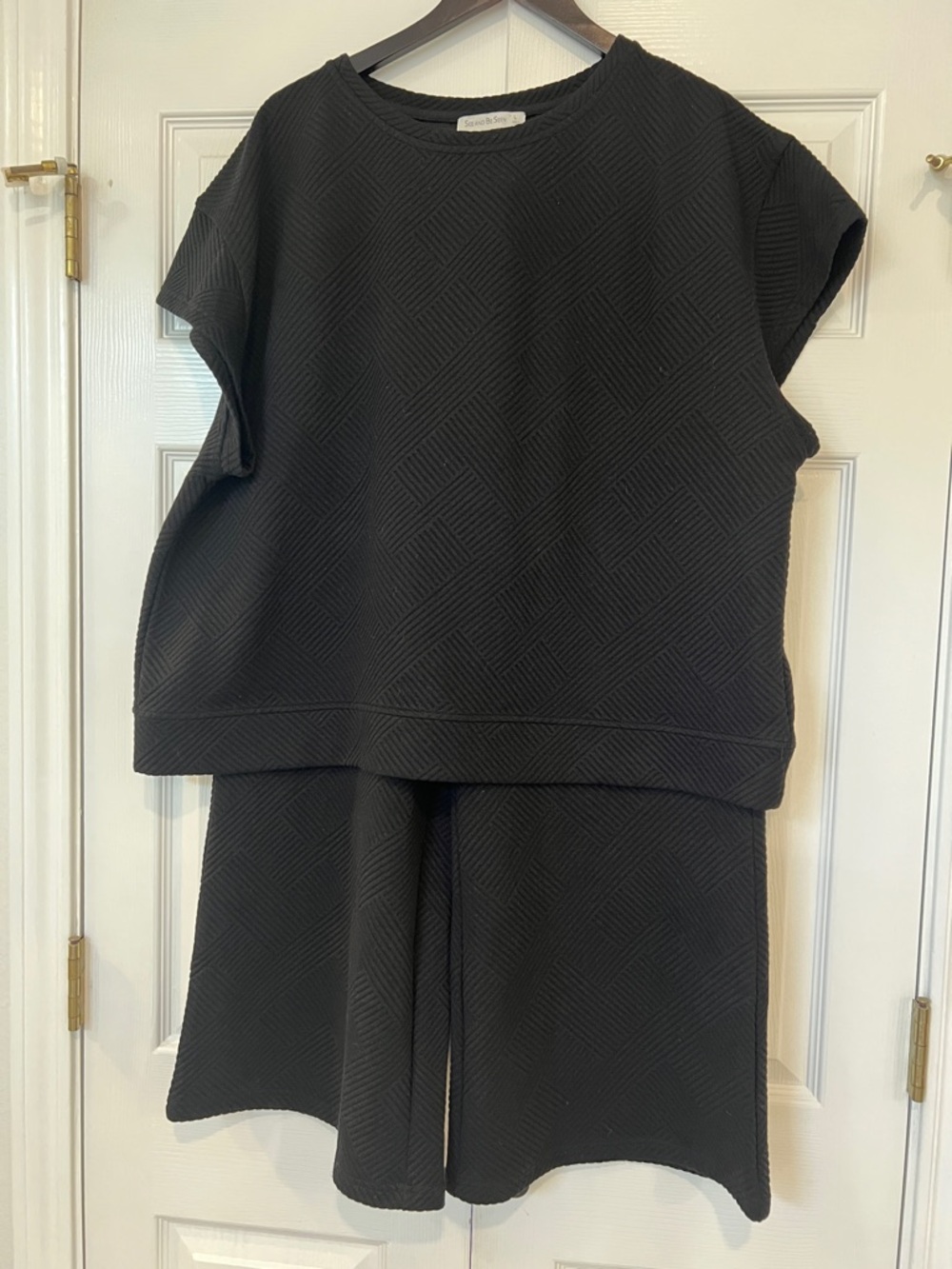 See and Be Seen black sweatshirt set -  large. Herringbone, pants and top